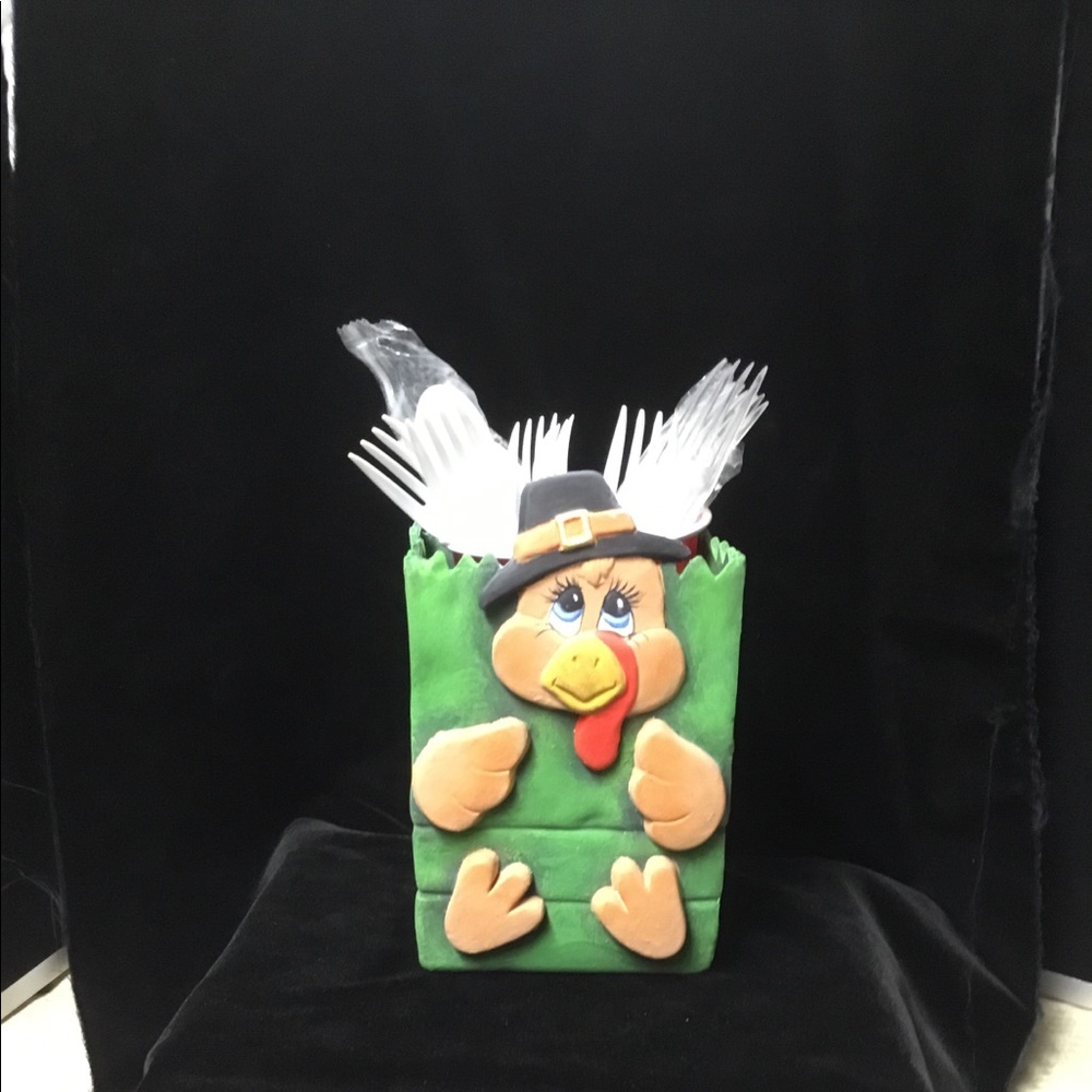 HANDMADE CERAMIC. TURKEY DECORATED CONTAINER